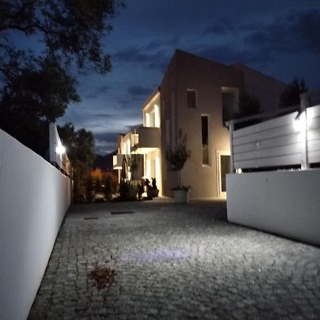 Villa Est San Teodoro  Exterior photo