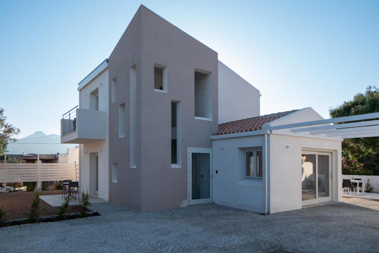 Villa Est San Teodoro  Exterior photo
