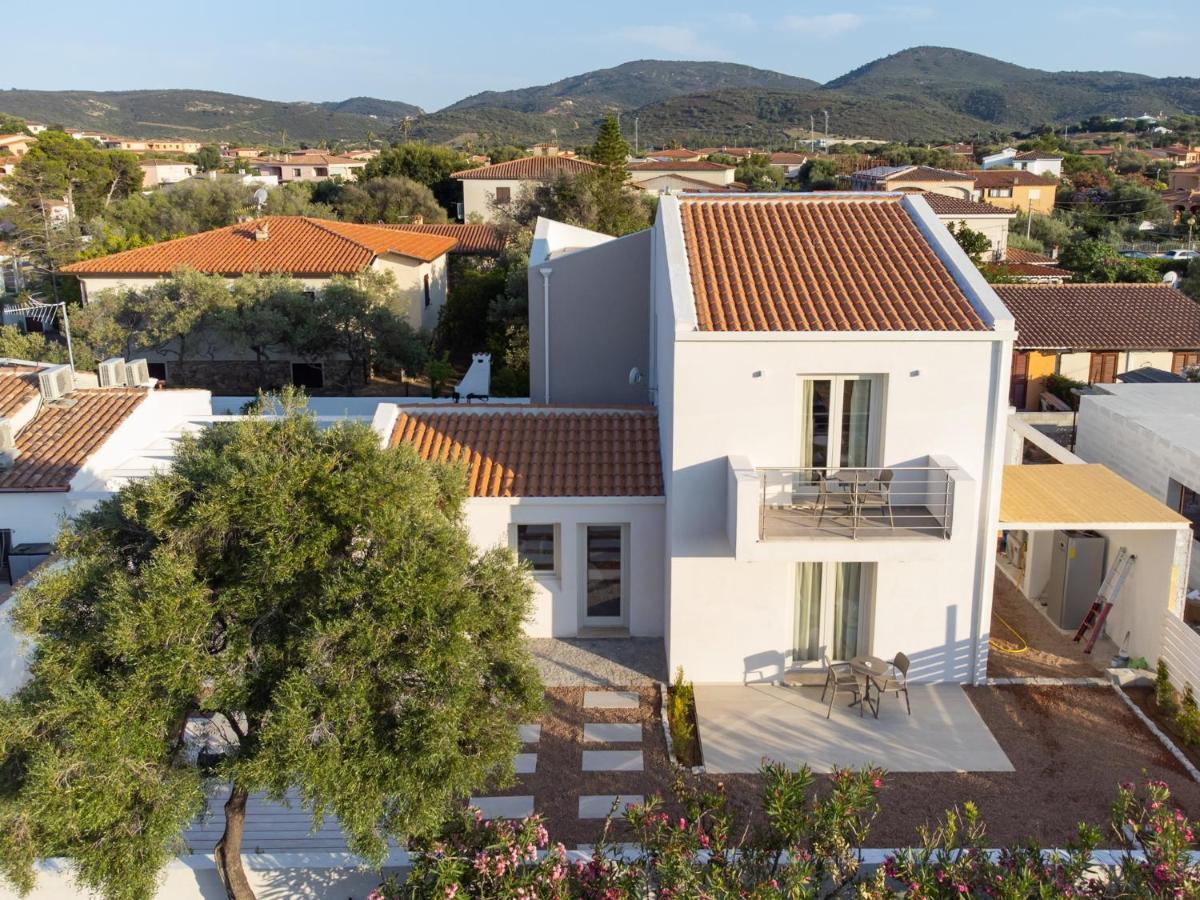 Villa Est San Teodoro  Exterior photo