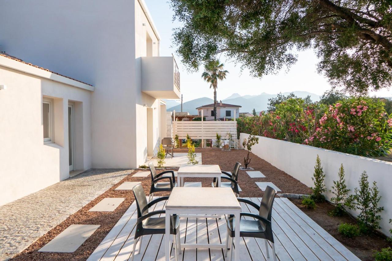 Villa Est San Teodoro  Exterior photo